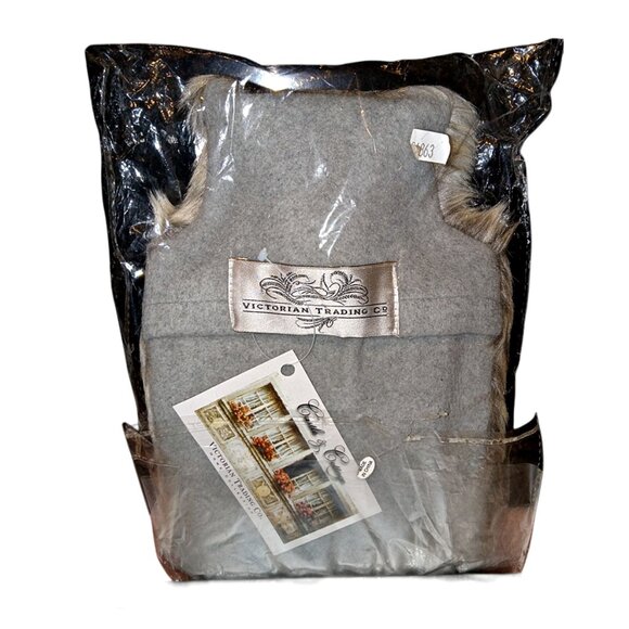 Victorian Trading Co. Hot Water Bottle w/ Fur Covering NIB - Picture 2 of 4